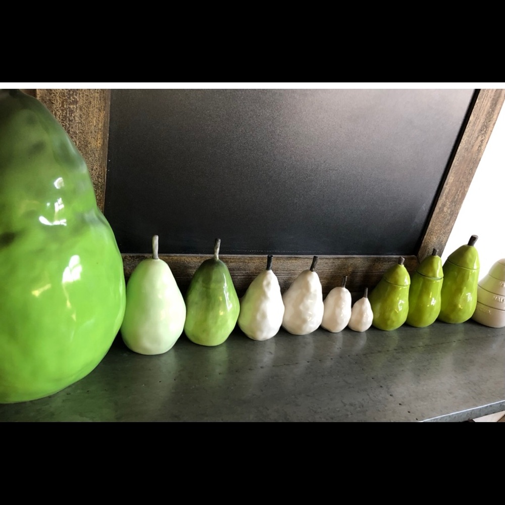 Rae Dunn Pears